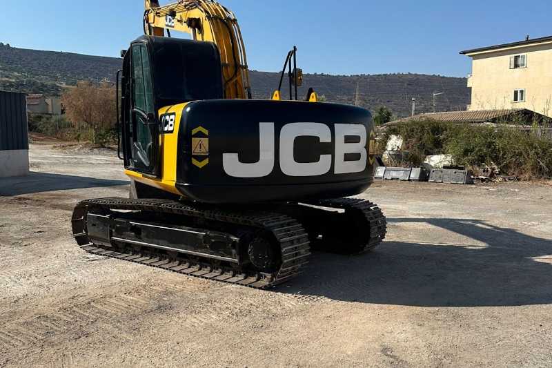 OmecoHub - Immagine JCB JS130